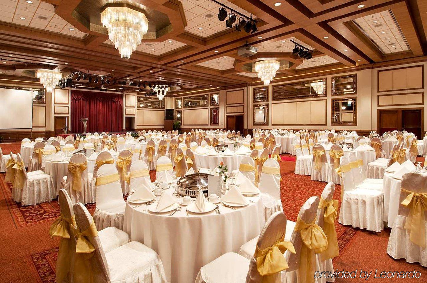 Hilton Petaling Jaya Hotel Restaurant foto The Grand Ballroom